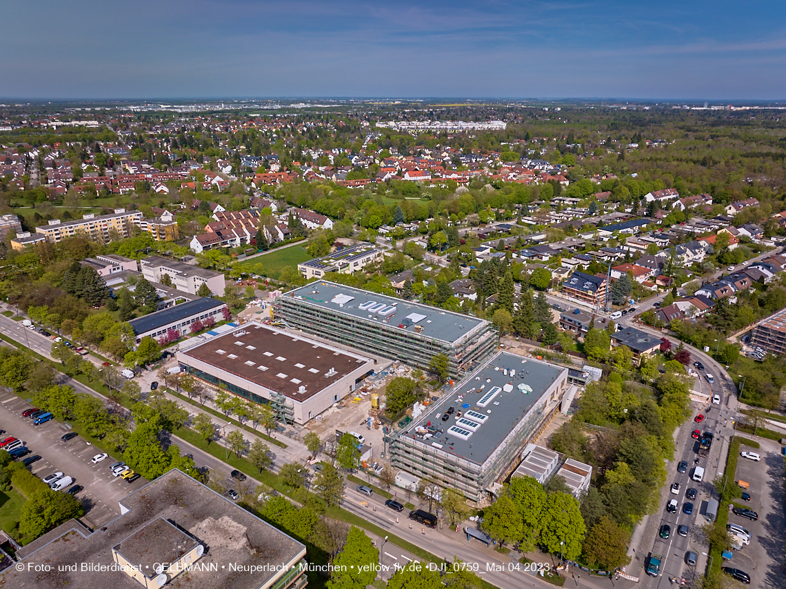 04.05.2023 - Luftbilder vom Haus für Kinder in Neuperlach